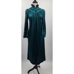 Vintage house coat Donna Richards for Gilligan O'Malley Green Size S/M Petite